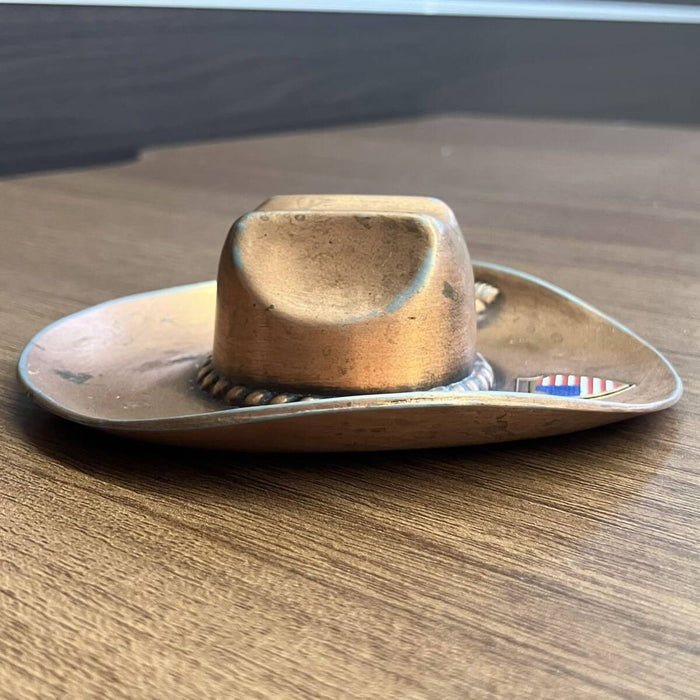 Texas Ten-gallon hat ashtray